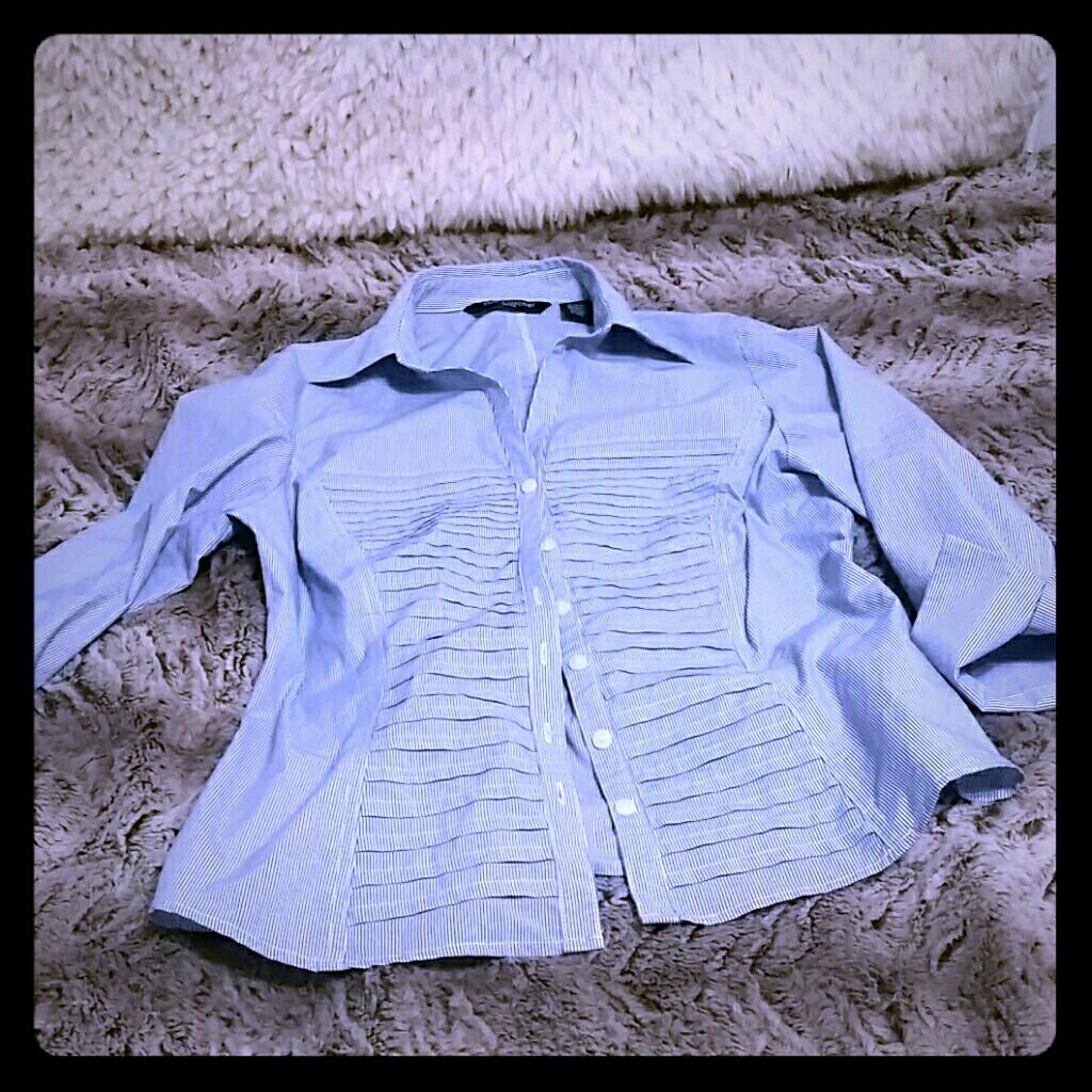 Light Blue Striped Blouse With 3/4 Length Sleeves